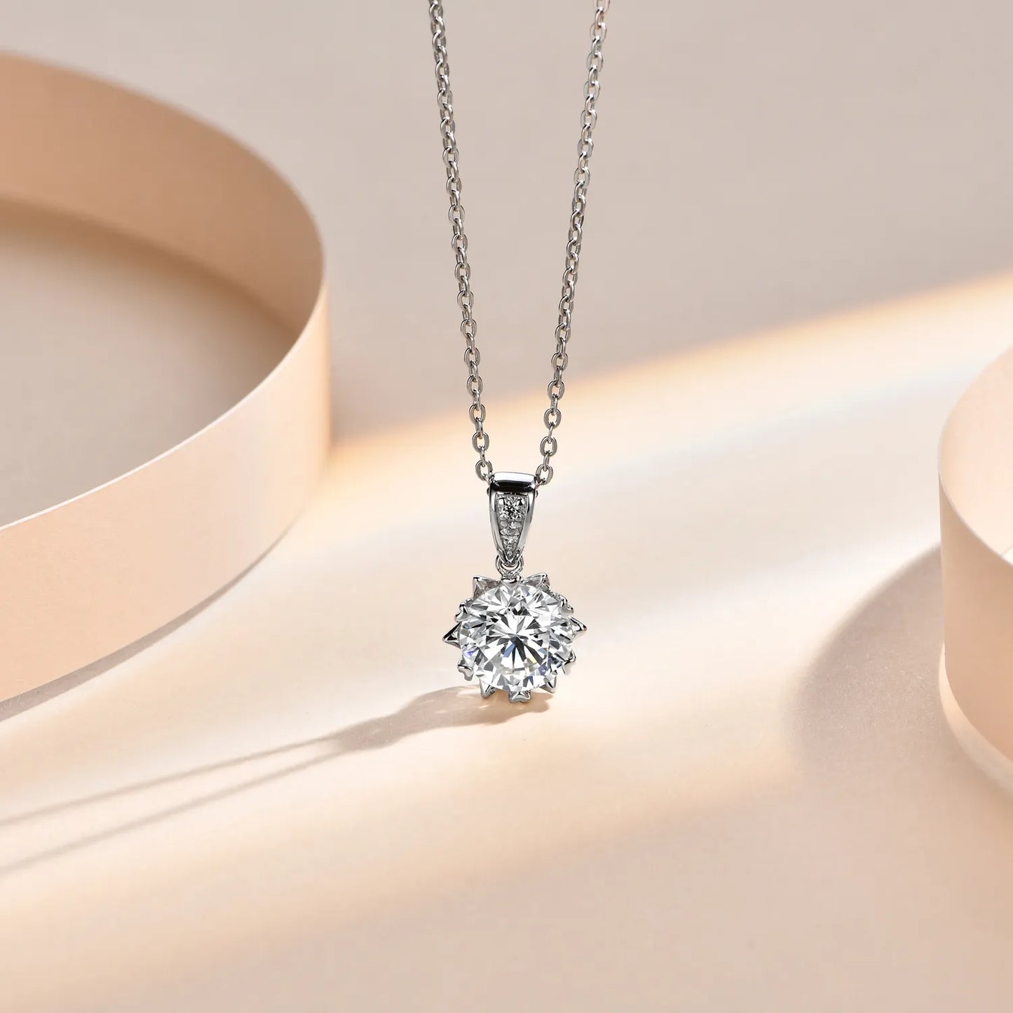 1 Carat Round Brilliant Cut D - Moissanite Pendant Necklace 925 Sterling Silver - Lab Grown Diamond - Lavishic